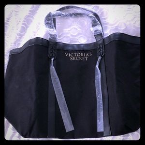 Victoria’s Secret tote bag. NWT.